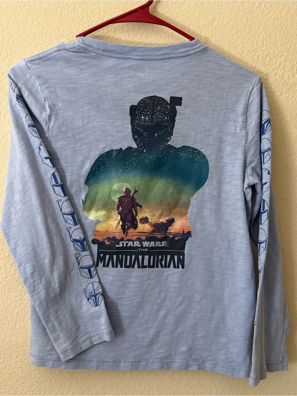 Star Wars The Mandalorian Youth Long-Sleeve Graphic Shirt - Light Blue - SZ L